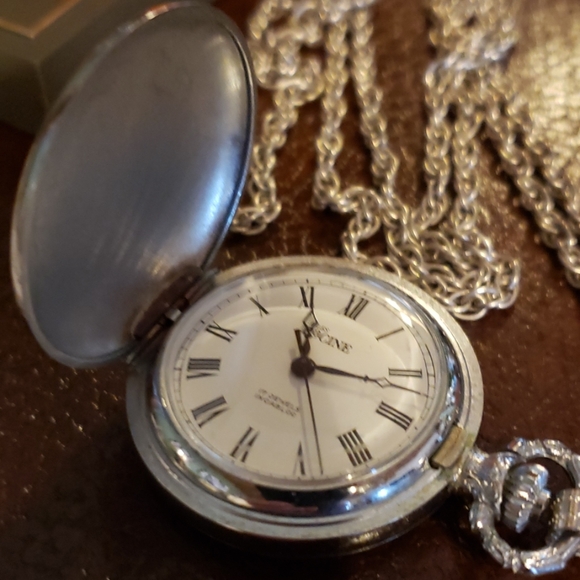 Vintage Swiss Made Jules Racine Watch - Picture 6 of 8